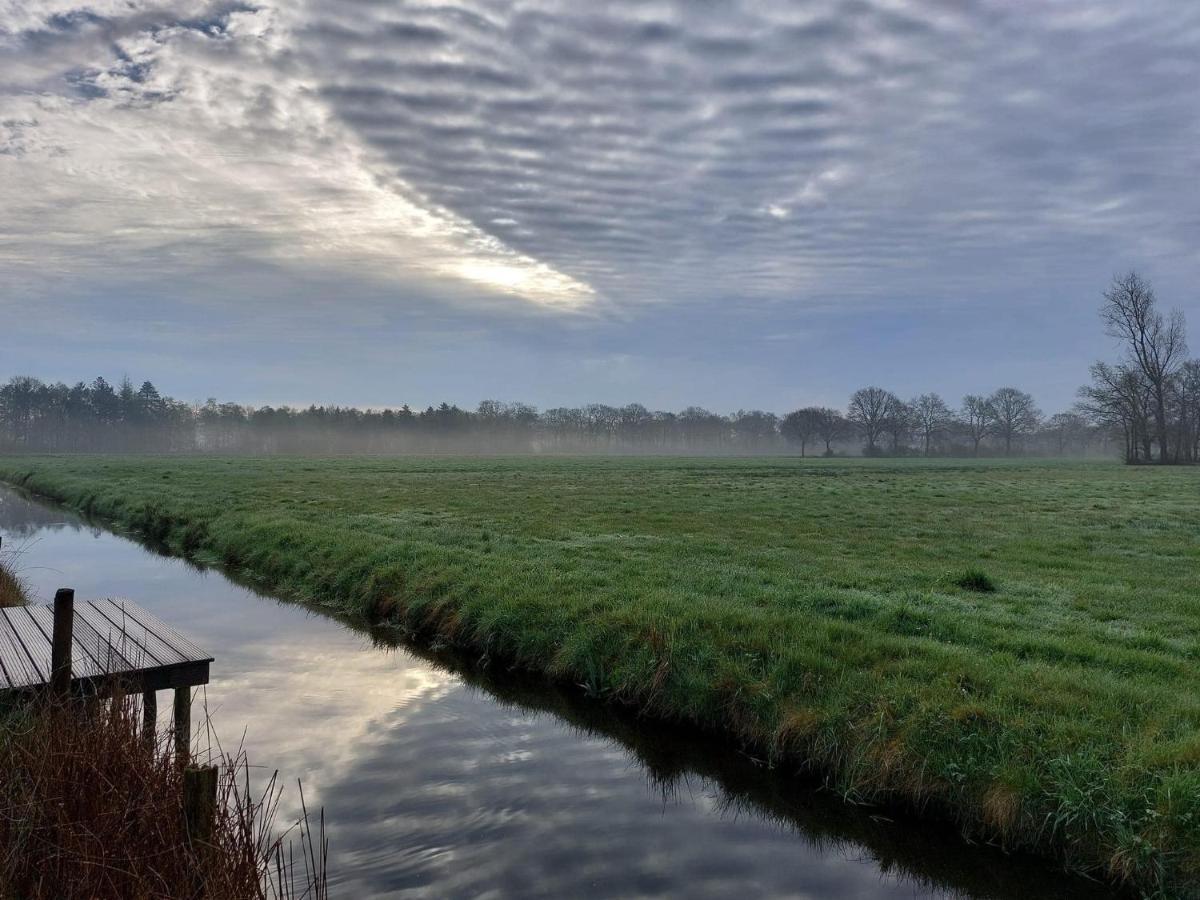 Pipowagens Bij Pannenkoekenrestaurant & Camping De Koppenjan 'Een Uniek Verblijf Met Kinderspeelboerderij' Jubbega-Schurega エクステリア 写真